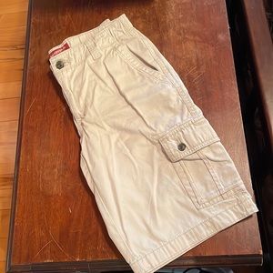 Boy’s Arizona Cargo Shorts Size 16 Husky
